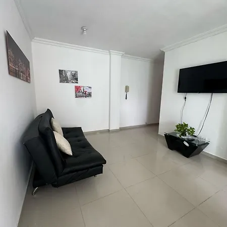 Bonito En Con Garaje Gratuito Apartment