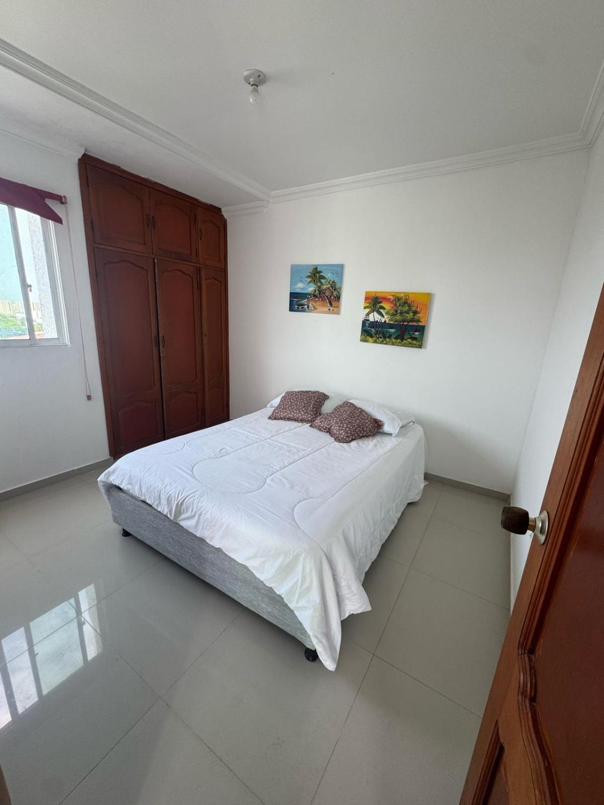 Bonito En Con Garaje Gratuito Apartamento